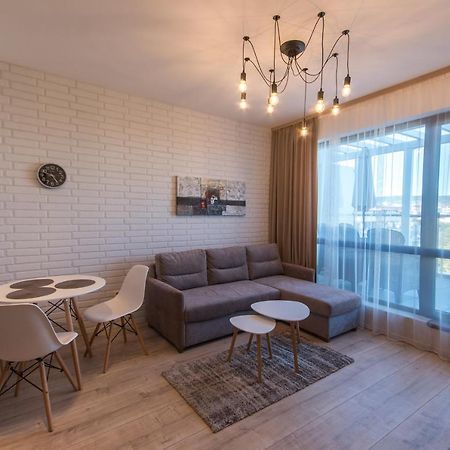 City Apartments Triumph Varna Bagian luar foto