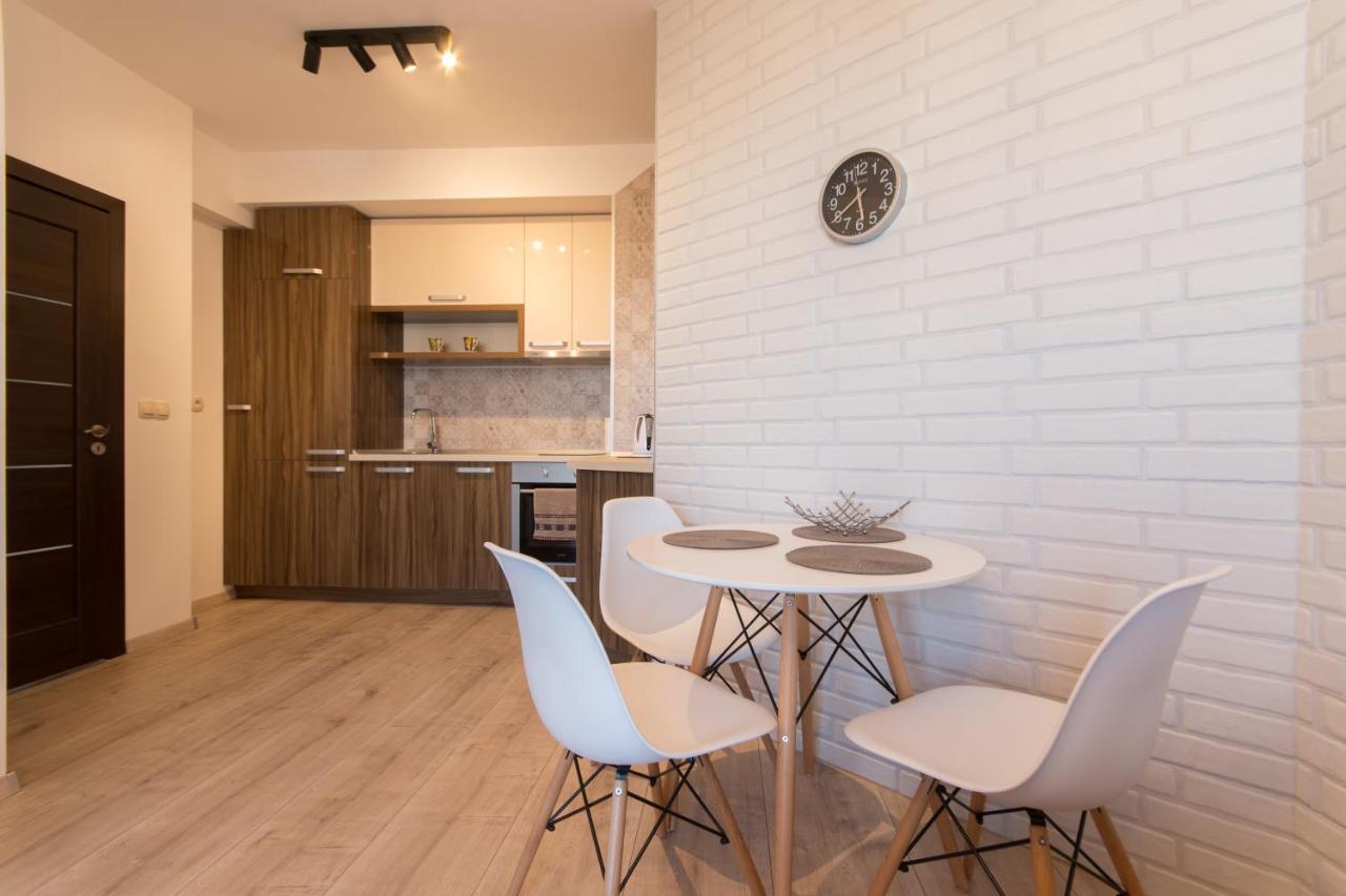 City Apartments Triumph Varna Bagian luar foto