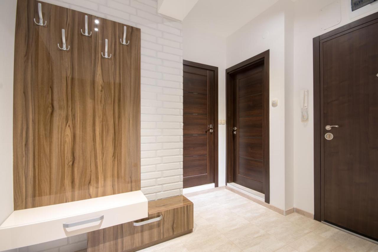 City Apartments Triumph Varna Bagian luar foto