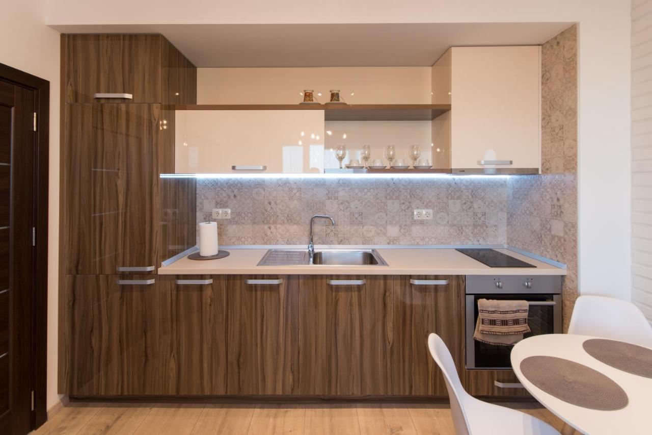 City Apartments Triumph Varna Bagian luar foto