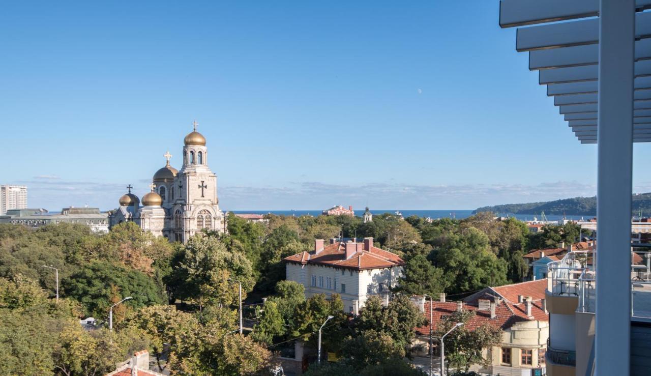 City Apartments Triumph Varna Bagian luar foto