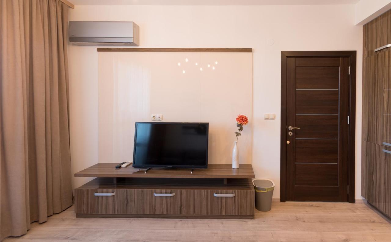 City Apartments Triumph Varna Bagian luar foto